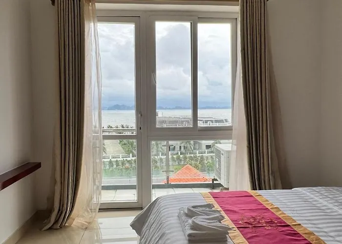 Hotel Htc Regina Hạ Long
