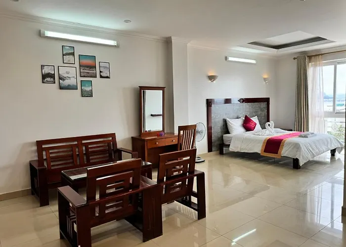 Hotel Htc Regina Hạ Long